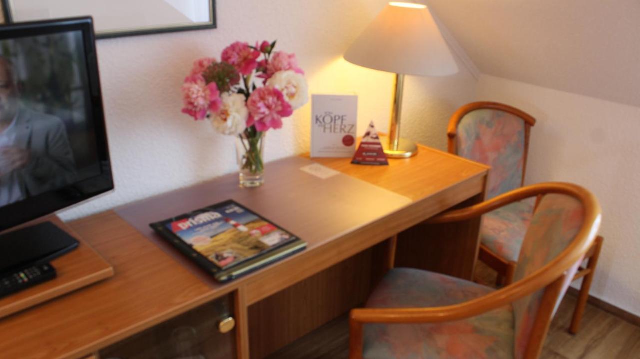 Hotel Weisser Schwan Erfurt Zewnętrze zdjęcie
