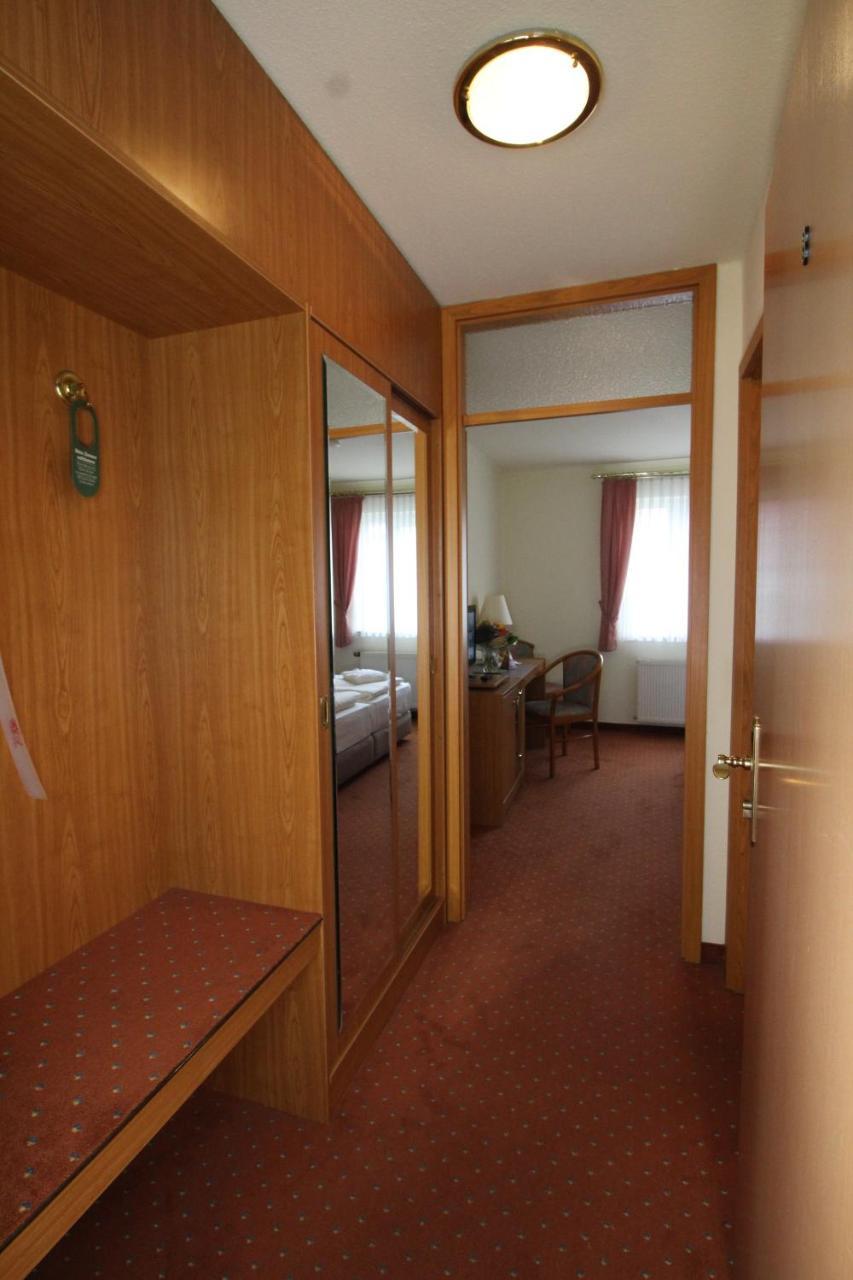 Hotel Weisser Schwan Erfurt Zewnętrze zdjęcie