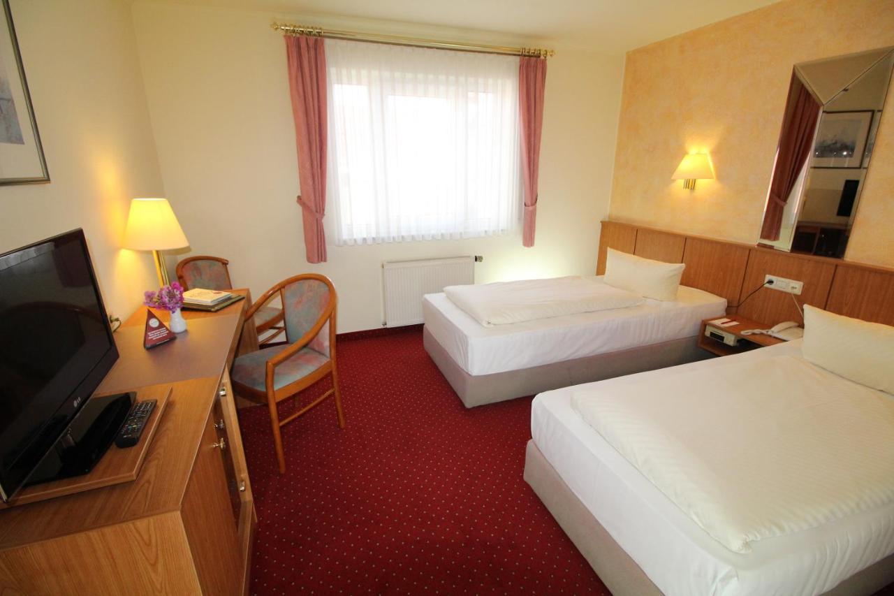 Hotel Weisser Schwan Erfurt Zewnętrze zdjęcie
