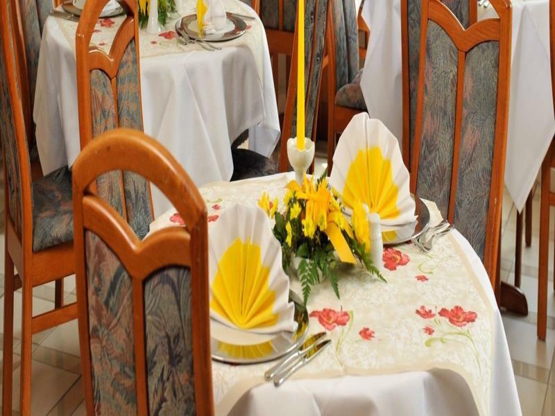 Hotel Weisser Schwan Erfurt Zewnętrze zdjęcie